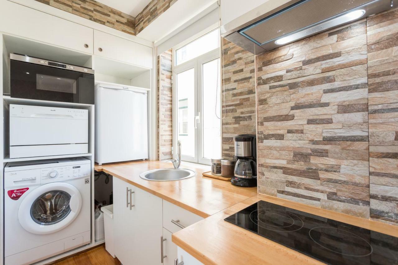 Alfama Vintage Studio Apartment W/ Riverview - By Lu Holidays Lisboa Exteriör bild